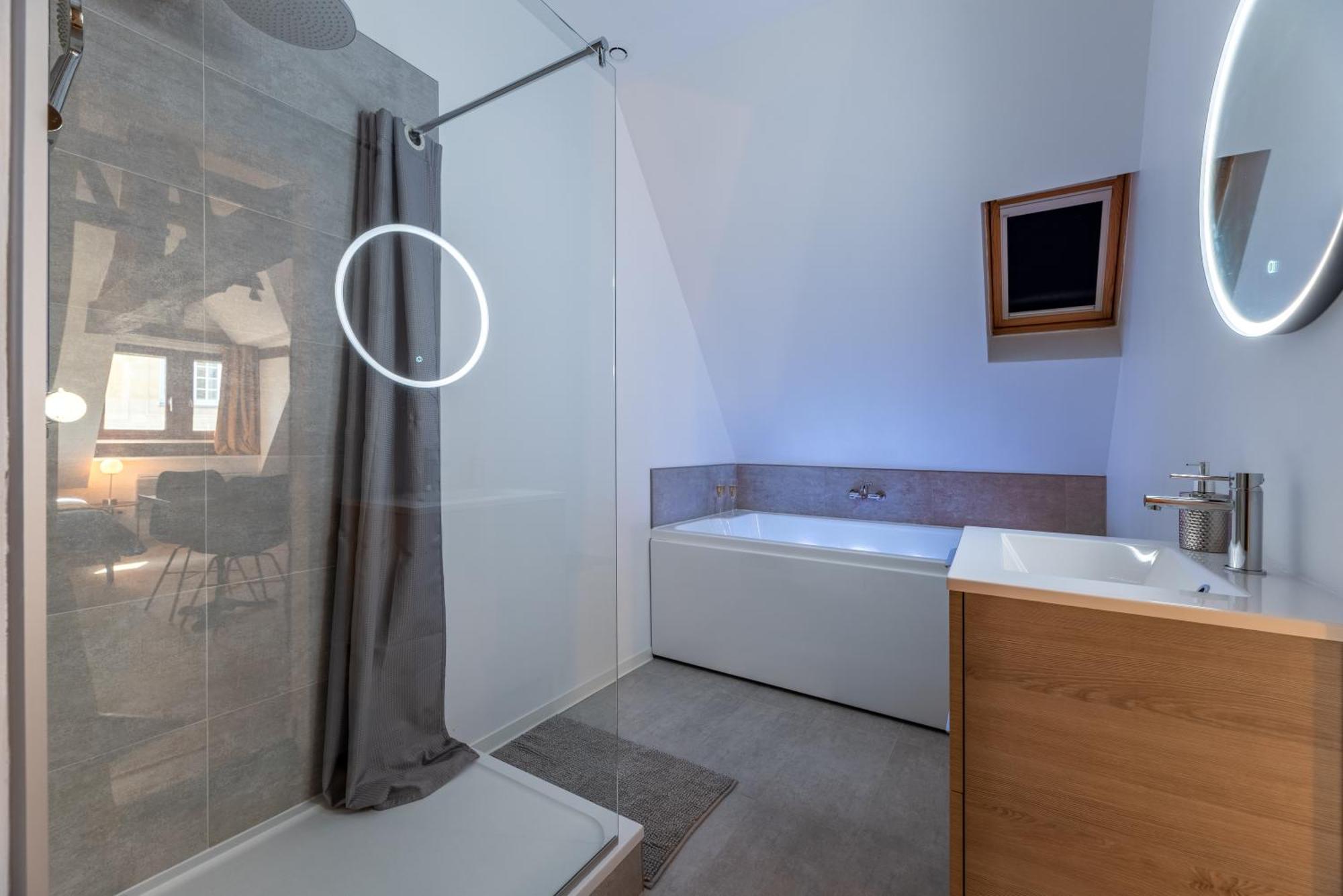 Centre-Ville Le Nid D'Amour Jacuzzi Appartement Руан Экстерьер фото